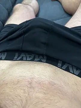 Snapshot of myleonss chatting on December 18, 6:14 pm myleonss online show from December 18, 6:14 pm