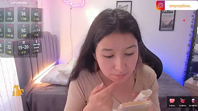 Amy joones online show from January 20, 1:53 pm