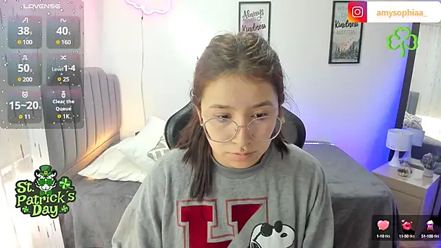 Amy joones online show from March 18, 1:42 pm