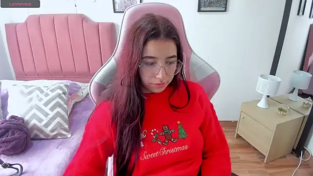 Amy joones online show from December 20, 3:08 pm