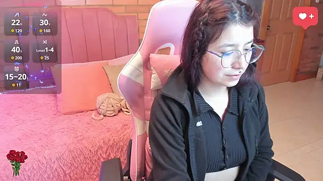 Snapshot of Amy_joones chatting on July 30, 11:31 am Amy joones online show from July 30, 11:31 am