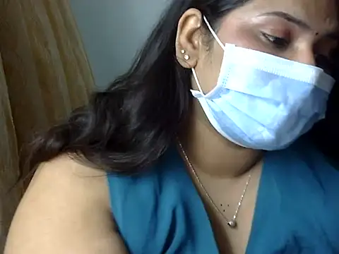 cutelady65 online show from February 25, 5:33 pm