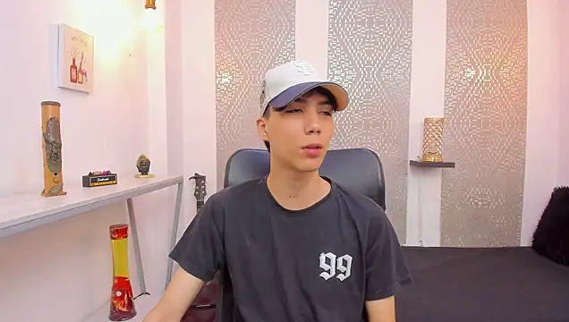 Nikolay Gregori online show from November 20, 4:34 am