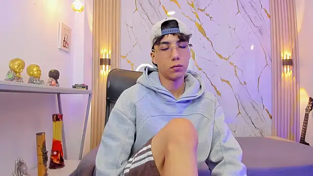 Nikolay Gregori online show from April 27, 4:10 am
