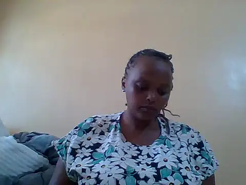 Snapshot of Sexxy-Shie chatting on February 20, 8:39 am Sexxy-Shie online show from February 20, 8:39 am