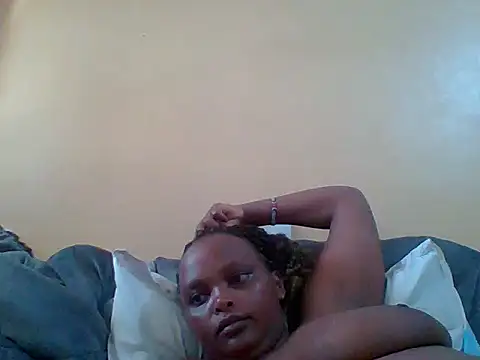 Snapshot of Sexxy-Shie chatting on March 11, 11:55 am Sexxy-Shie online show from March 11, 11:55 am