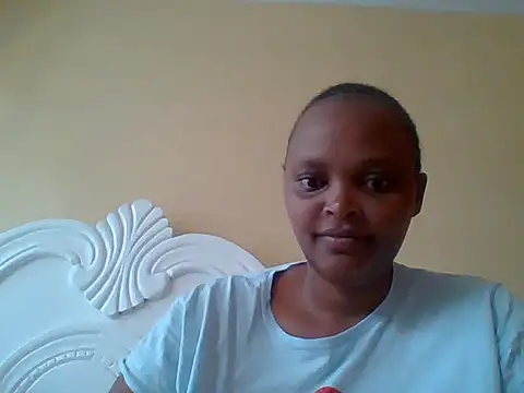 Snapshot of Sexxy-Shie chatting on September 24, 7:01 am Sexxy-Shie online show from September 24, 7:01 am