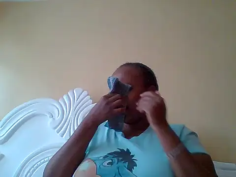 Snapshot of Sexxy-Shie chatting on October 3, 6:43 am Sexxy-Shie online show from October 3, 6:43 am