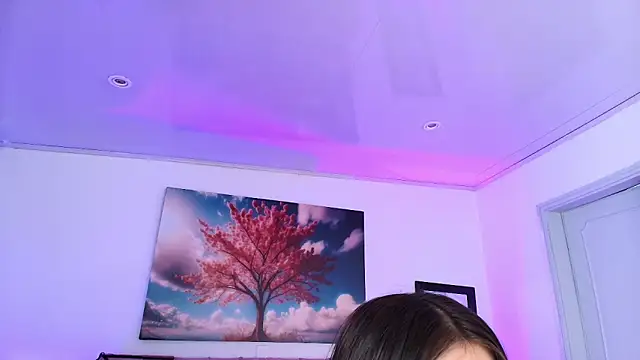 Julianaa Castro  online show from November 6, 11:44 am