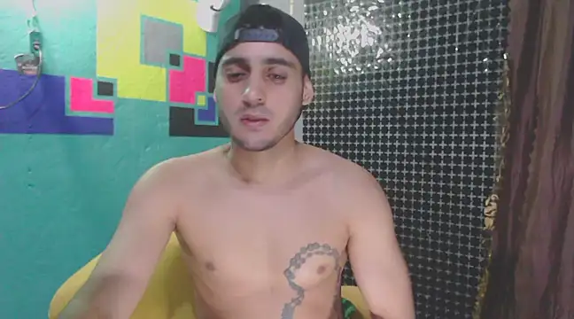 Snapshot of xxxxhotxoxo chatting on February 14, 6:45 am xxxxhotxoxo online show from February 14, 6:45 am