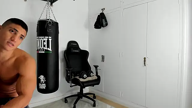 dan01  online show from October 22, 1:11 pm