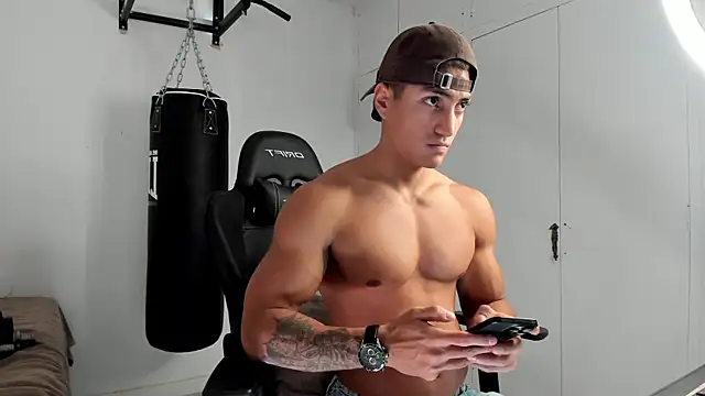 dan01  online show from November 3, 2:18 pm