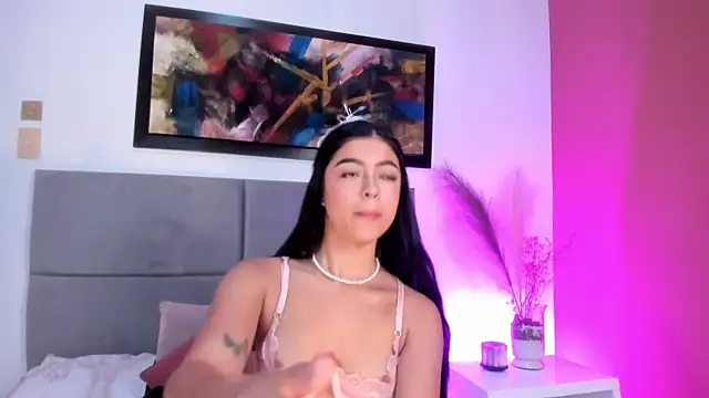 SiennaVidaal online show from January 28, 6:17 pm