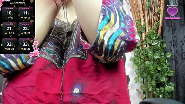 Snapshot of kalpanaaishaa chatting on February 5, 11:37 am kalpanaaishaa online show from February 5, 11:37 am