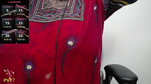 Snapshot of kalpanaaishaa chatting on February 13, 11:39 am kalpanaaishaa online show from February 13, 11:39 am