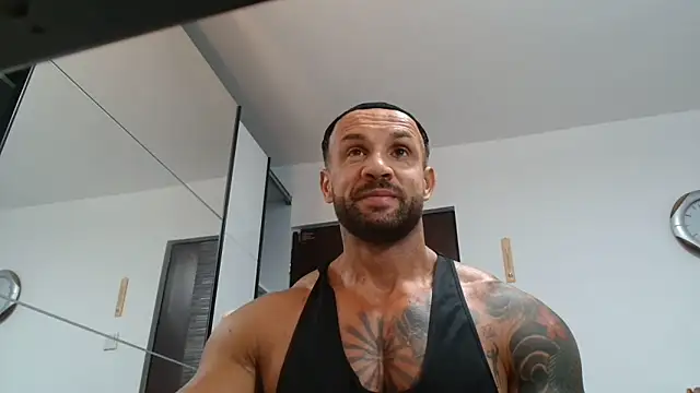 Magnificmuscles89 online show from June 8, 8:58 am