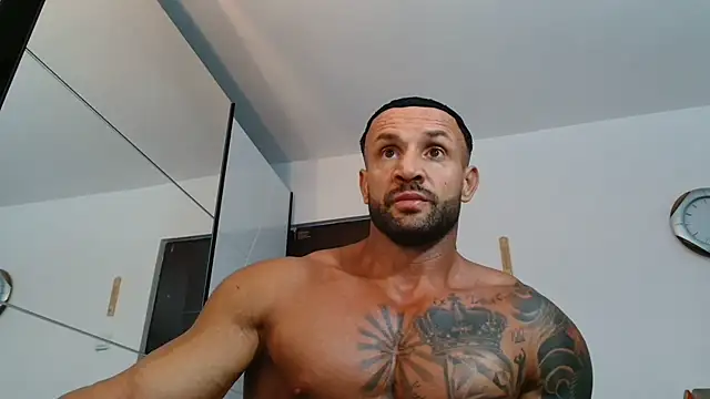 Magnificmuscles89 online show from June 24, 10:31 pm