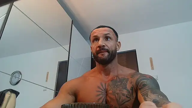 Magnificmuscles89 online show from July 5, 9:16 am
