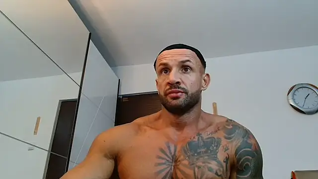 Magnificmuscles89 online show from July 11, 10:55 pm