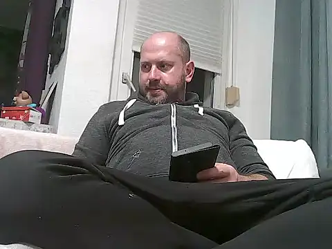 Snapshot of HarleyQuinnundJoker chatting on October 10, 11:37 pm HarleyQuinnundJoker online show from October 10, 11:37 pm