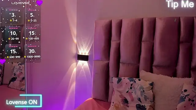 NikyBrookss online show from February 26, 1:32 pm