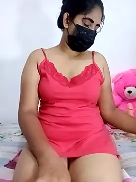 SLZAARA online show from November 7, 8:09 pm