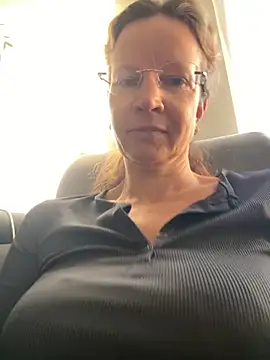 AnnikaRose online show from September 29, 6:07 am