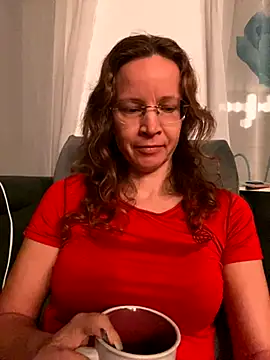 AnnikaRose online show from December 3, 6:43 am