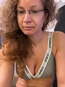 AnnikaRose online show from June 13, 3:15 am