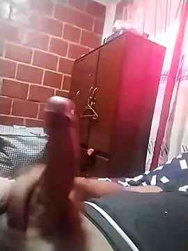 Snapshot of Elvergon3456 chatting on December 9, 3:44 pm Elvergon3456 online show from December 9, 3:44 pm