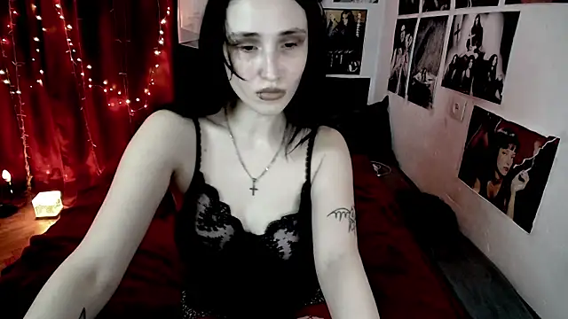 Tricky Vicky666 online show from November 12, 9:10 am