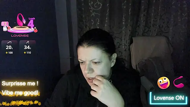 AdriannaLily online show from January 17, 12:48 am