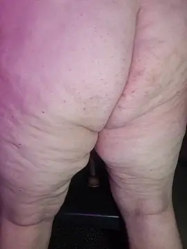 Snapshot of Durbanshemale41 chatting on March 9, 11:14 am Durbanshemale41 online show from March 9, 11:14 am