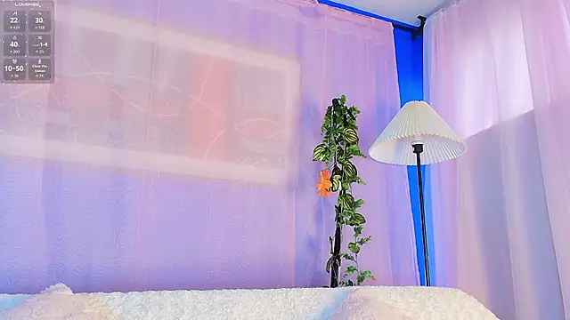 liccy hall online show from July 9, 11:47 am