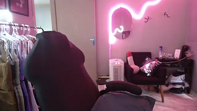 HotRuiva online show from January 21, 1:32 pm