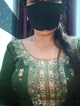 Aishwaryaa 69 online show from March 3, 11:44 am