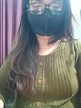 Aishwaryaa 69 online show from April 29, 4:00 pm