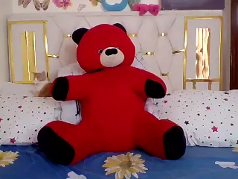 Snapshot of Pretty_vw chatting on February 3, 12:14 pm Pretty vw online show from February 3, 12:14 pm