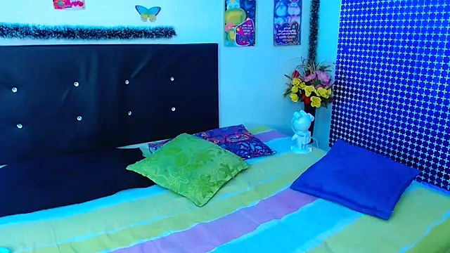 pleasure and fantasy online show from March 11, 10:20 pm