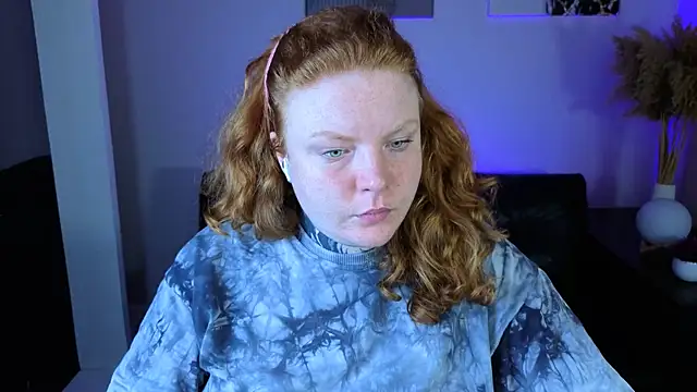 Cassie xKiss online show from July 4, 8:37 pm