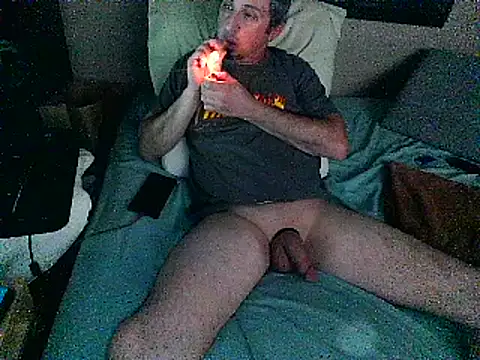 Snapshot of Jacknjimmyjohn chatting on December 14, 10:02 am Jacknjimmyjohn online show from December 14, 10:02 am