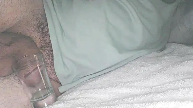 Snapshot of Jacknjimmyjohn chatting on November 8, 10:59 am Jacknjimmyjohn online show from November 8, 10:59 am