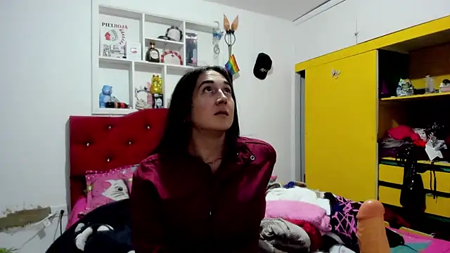 Sweet-Suck69 online show from April 27, 2:20 am