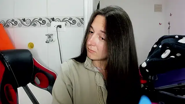 Sweet-Suck69 online show from June 5, 9:42 pm