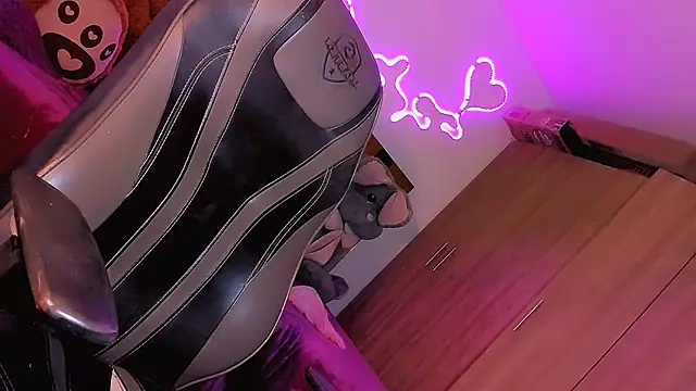 Snapshot of Vianca_Chanel chatting on December 18, 8:20 am Vianca Chanel online show from December 18, 8:20 am