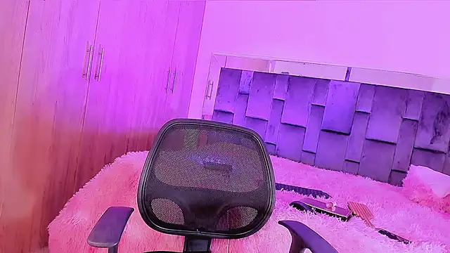 Snapshot of Vianca_Chanel chatting on January 22, 4:44 pm Vianca Chanel online show from January 22, 4:44 pm