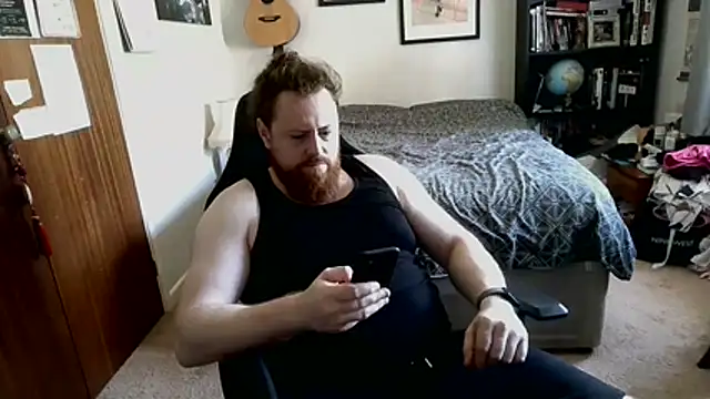Snapshot of Hairy_Guy30 chatting on June 26, 2:54 pm Hairy Guy30 online show from June 26, 2:54 pm