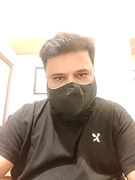 Hunk-Hand6 online show from December 18, 8:48 pm