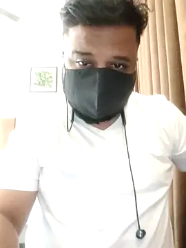 Hunk-Hand6 online show from March 27, 10:04 am