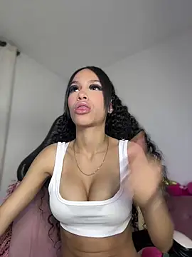 Miaa love6969 online show from May 14, 11:11 pm
